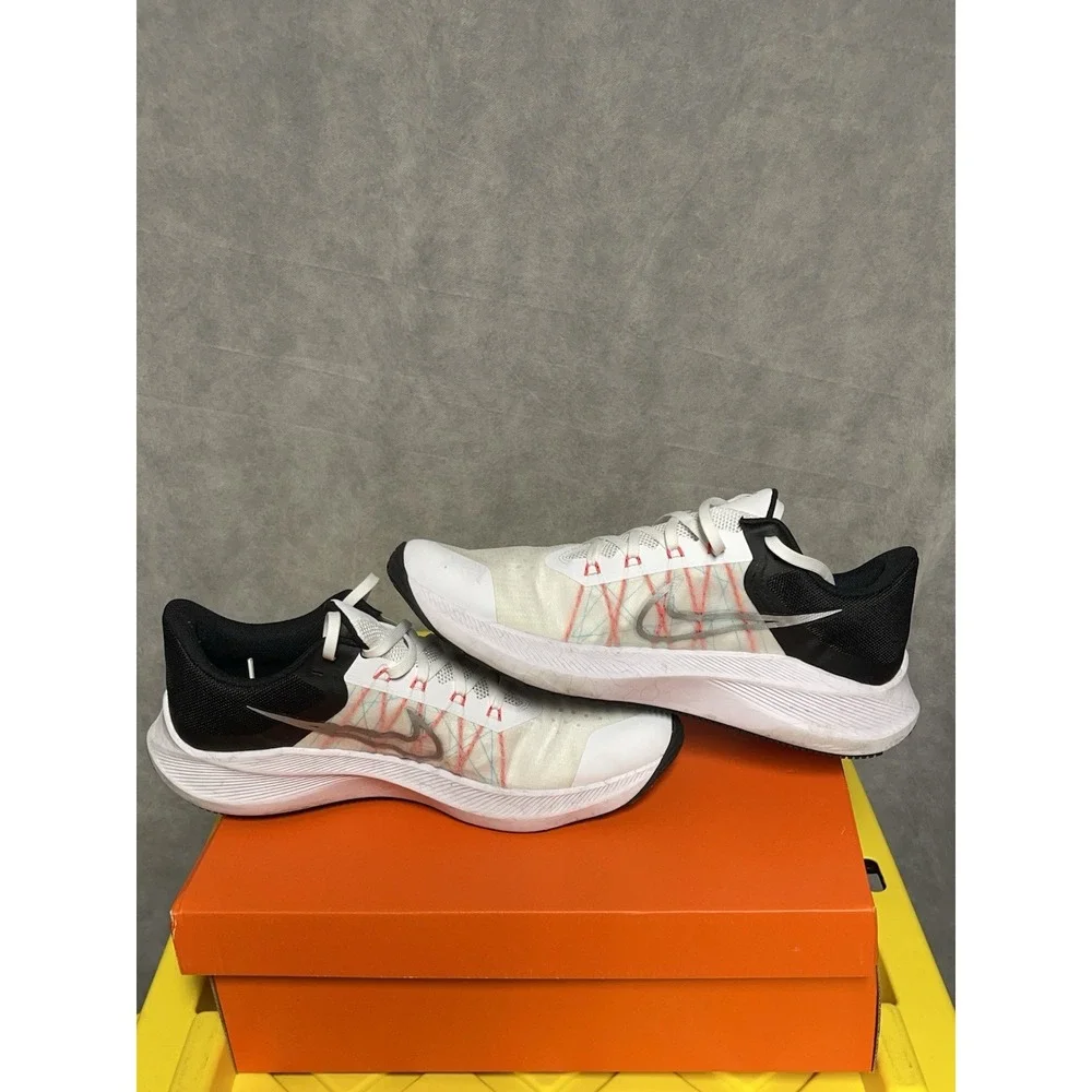 Nike‎ Winflo 8 Shoes Men 12 White Metallic Silver Black Gym CW3419-101 Sneakers